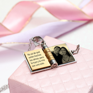 Collar Libro Personalizado